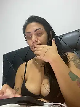 Nini  online show from March 26, 2:21 am