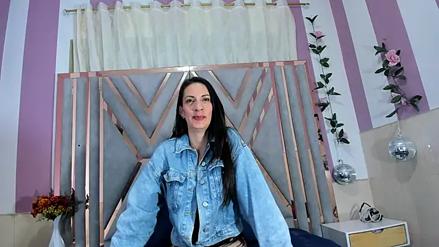 gema lanz online show from December 19, 12:40 pm