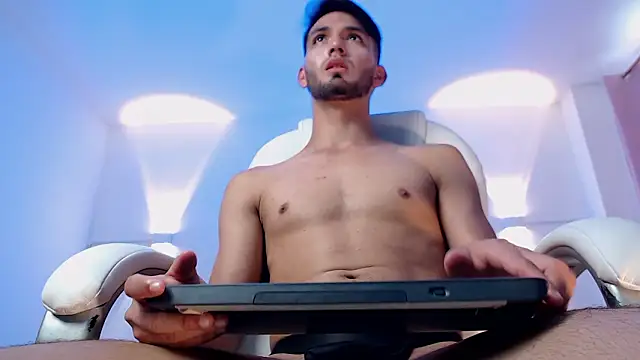 HarryFosster online show from March 9, 6:22 pm