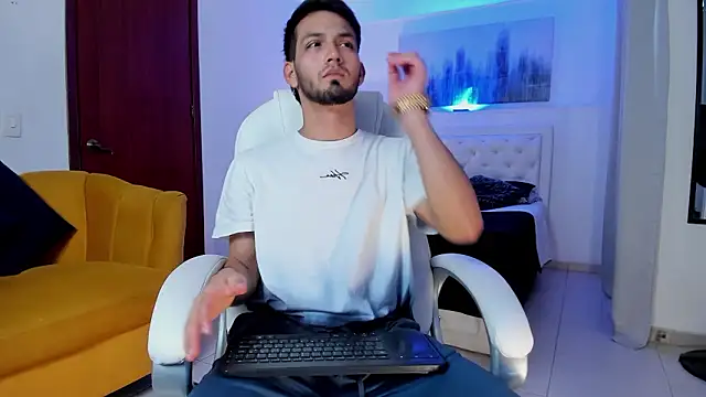 HarryFosster online show from February 7, 6:16 pm