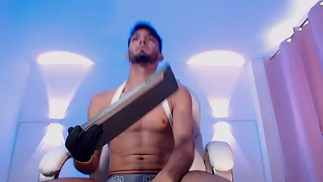 HarryFosster online show from March 13, 6:46 pm