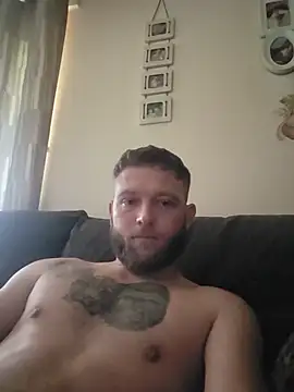 Snapshot of yandy_p90 chatting on June 18, 3:17 pm yandy p90 online show from June 18, 3:17 pm