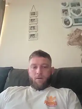 Snapshot of yandy_p90 chatting on June 16, 9:09 am yandy p90 online show from June 16, 9:09 am