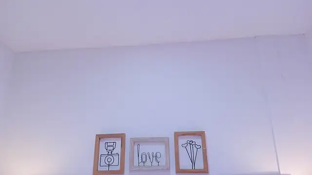 amber  ferrera online show from March 6, 7:42 pm