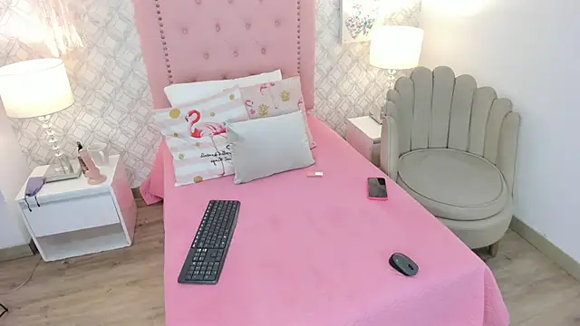 amber  ferrera online show from February 16, 7:56 pm