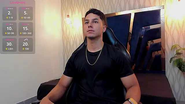 Noah Clarkk online show from April 28, 3:05 pm