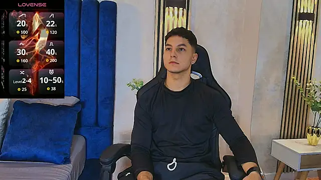 Noah Clarkk online show from May 24, 3:12 pm