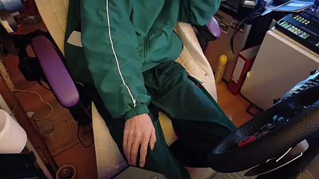 Gay-Versaut online show from February 5, 8:59 pm