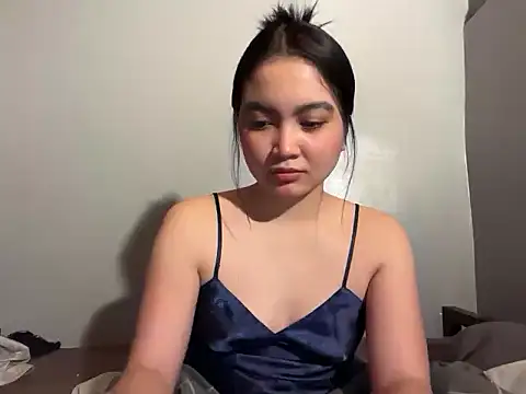 Nanalicious 69 online show from June 4, 7:18 pm