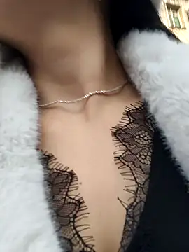 zzdd999 online show from January 12, 3:02 am