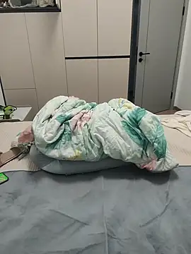 zzdd999 online show from March 9, 5:22 am