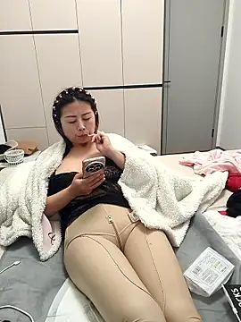 zzdd999 online show from April 11, 9:29 pm