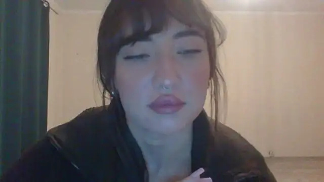 Snapshot of LexiSpicy chatting on February 4, 5:30 pm LexiSpicy online show from February 4, 5:30 pm