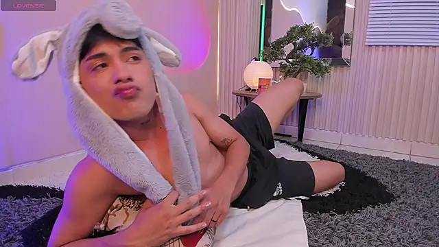 Thristan Leones online show from February 23, 6:36 am