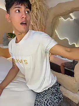 Thristan Leones online show from March 1, 2:00 am