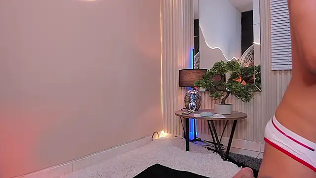 Thristan Leones online show from January 12, 7:48 am