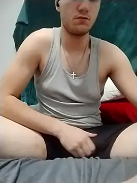 Snapshot of Ladies_Man_21744 chatting on December 18, 3:55 am Ladies Man 21744 online show from December 18, 3:55 am