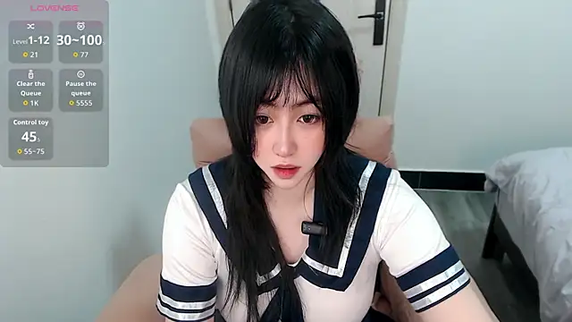 Snapshot of lamb- chatting on July 16, 8:39 pm lamb- online show from July 16, 8:39 pm