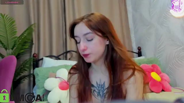 Hi  Karuuu online show from January 18, 1:09 am