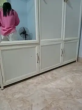 Snapshot of Sweet-Berryy chatting on February 19, 12:51 am Sweet-Berryy online show from February 19, 12:51 am