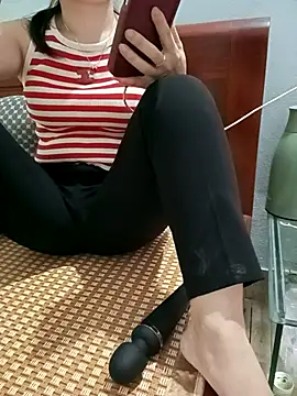 Sweet-Berryy online show from April 11, 1:57 am