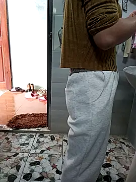 Snapshot of Sweet-Berryy chatting on February 20, 2:30 am Sweet-Berryy online show from February 20, 2:30 am