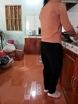 Snapshot of Sweet-Berryy chatting on January 7, 4:28 am Sweet-Berryy online show from January 7, 4:28 am