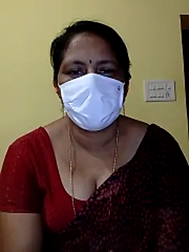 Snapshot of telugutrisha chatting on February 25, 10:59 am telugutrisha online show from February 25, 10:59 am