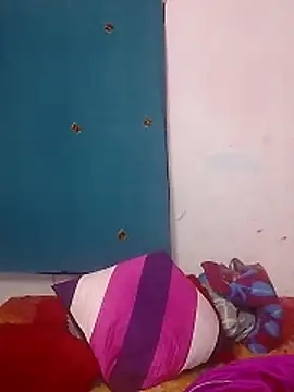 Snapshot of telugutrisha chatting on February 2, 1:21 pm telugutrisha online show from February 2, 1:21 pm