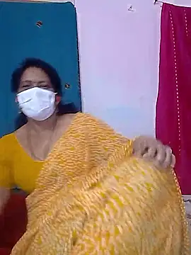 Snapshot of telugutrisha chatting on January 13, 2:21 pm telugutrisha online show from January 13, 2:21 pm