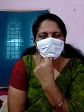 Snapshot of telugutrisha chatting on February 11, 3:06 am telugutrisha online show from February 11, 3:06 am