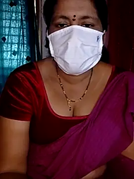 Snapshot of telugutrisha chatting on December 23, 7:51 am telugutrisha online show from December 23, 7:51 am