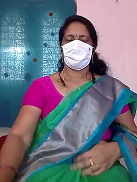 Snapshot of telugutrisha chatting on January 18, 6:17 am telugutrisha online show from January 18, 6:17 am