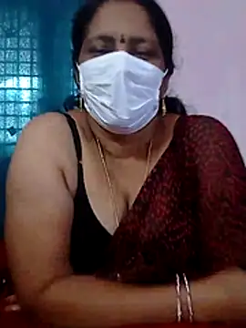 Snapshot of telugutrisha chatting on January 8, 7:03 am telugutrisha online show from January 8, 7:03 am