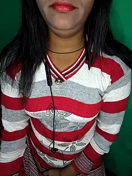 Snapshot of QWEEN7B chatting on December 19, 2:30 pm QWEEN7B online show from December 19, 2:30 pm