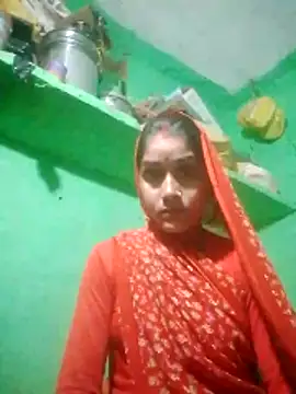 Snapshot of Pinki_rani chatting on February 13, 9:48 pm Pinki rani online show from February 13, 9:48 pm