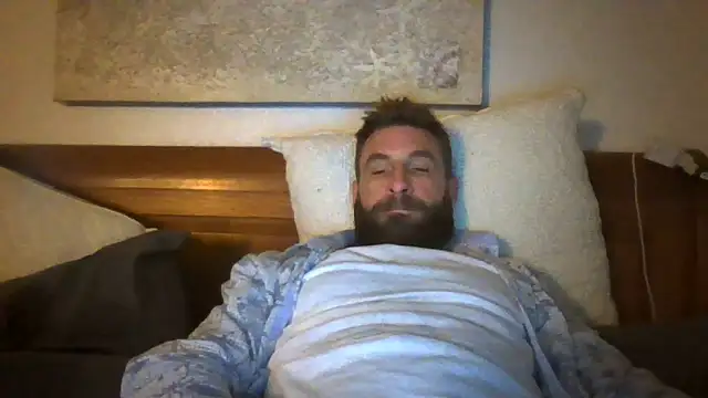 feralfloridacple online show from February 9, 5:38 am