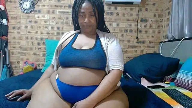 Snapshot of AFRICANBOOTYLICIOUS chatting on May 21, 8:12 am AFRICANBOOTYLICIOUS online show from May 21, 8:12 am