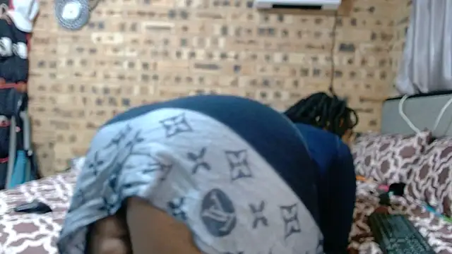 Snapshot of AFRICANBOOTYLICIOUS chatting on June 19, 9:31 pm AFRICANBOOTYLICIOUS online show from June 19, 9:31 pm