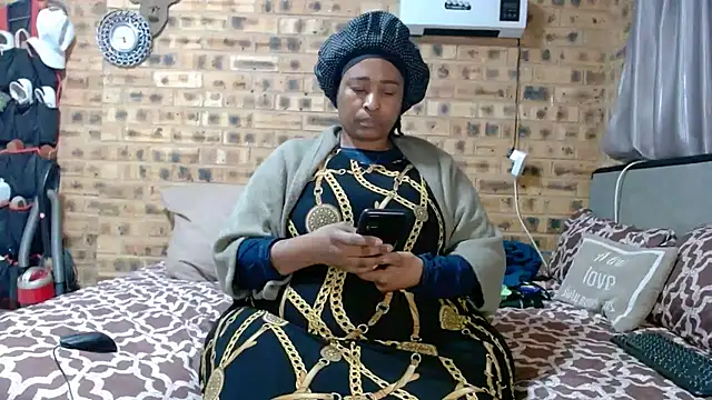 Snapshot of AFRICANBOOTYLICIOUS chatting on July 5, 4:19 am AFRICANBOOTYLICIOUS online show from July 5, 4:19 am
