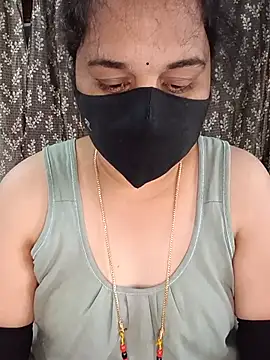Snapshot of maduri__ chatting on July 22, 4:25 am maduri online show from July 22, 4:25 am