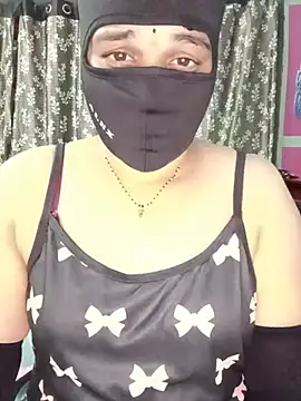 Snapshot of maduri__ chatting on June 22, 4:37 pm maduri online show from June 22, 4:37 pm