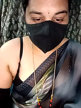 Snapshot of maduri__ chatting on July 18, 4:37 pm maduri online show from July 18, 4:37 pm