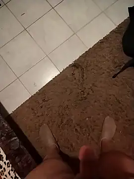 BHugo85269 online show from February 7, 3:31 pm