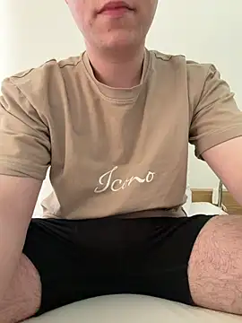 jaaydenx17 online show from April 25, 4:15 pm