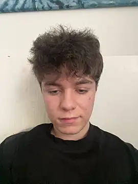 jaaydenx17 online show from December 18, 10:41 am