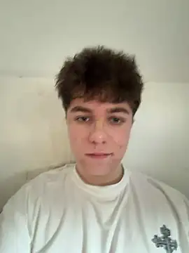 jaaydenx17 online show from March 6, 8:20 am