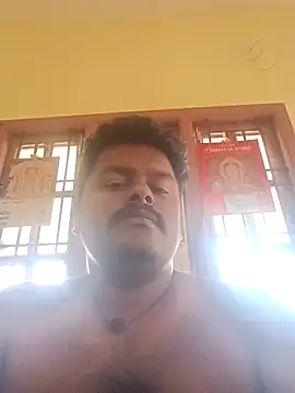 Snapshot of yourwellman chatting on April 30, 10:55 am yourwellman online show from April 30, 10:55 am