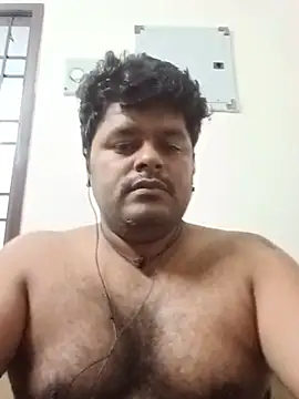Snapshot of yourwellman chatting on May 25, 11:31 am yourwellman online show from May 25, 11:31 am