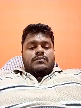 Snapshot of yourwellman chatting on February 22, 6:27 am yourwellman online show from February 22, 6:27 am